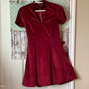 🌹Super cute and soft velvety short sleeve dress🌹
